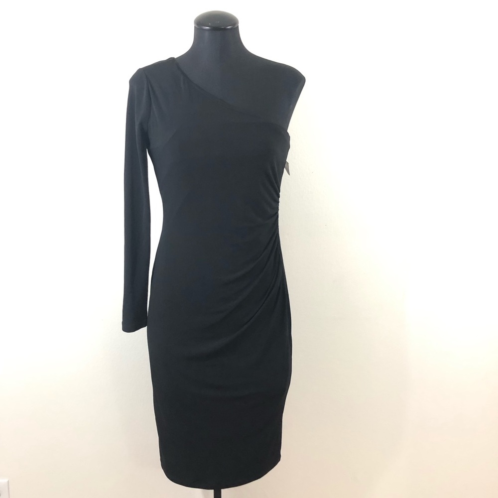 Maggy London 8 Black One-Shoulder Ruched Dress